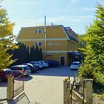 Na Bezovci Gasthof Nova Lehota