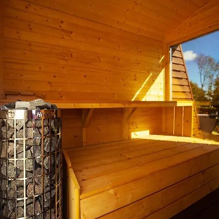 Na Bezovci בית הארחה 3*